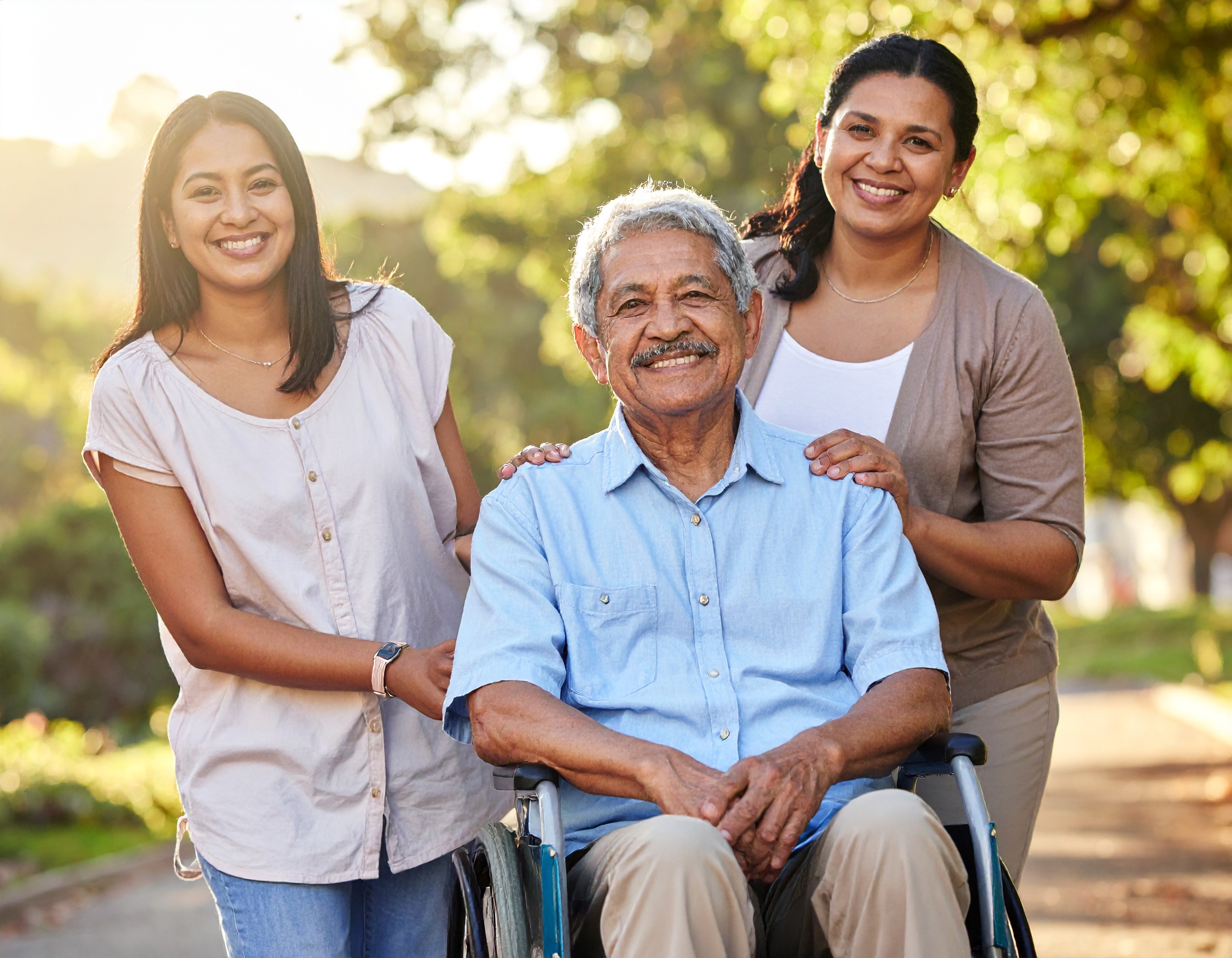 遠方の親族と協力！葬儀ムービーをクラウドで作成・共有するコツ